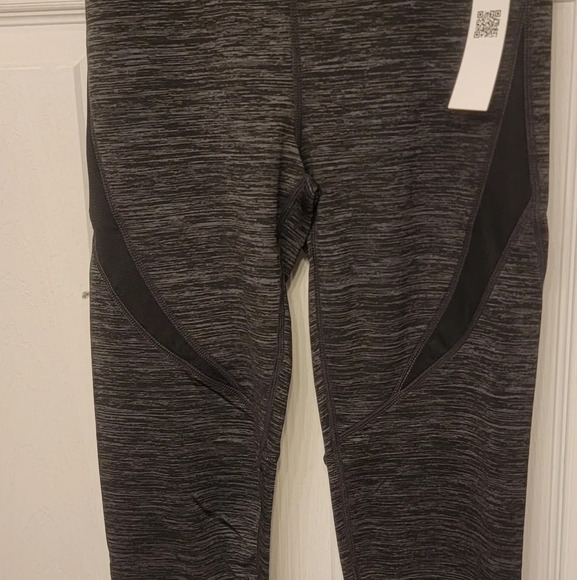 LEGGINGS - Picture 2 of 3